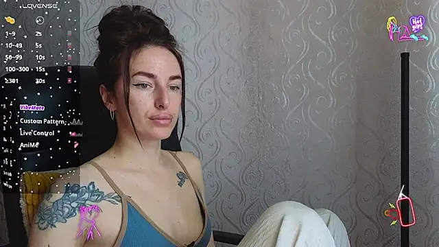 xx adrihanna xx online show from 05-27-26, 08:33