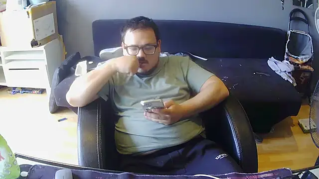 Snapshot of Bebemickey75 chatting on 07-15-26, 11:37 Bebemickey75 online show from 07-15-26, 11:37