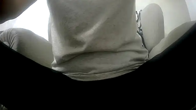 Snapshot of Web_Lady chatting on 03-12-25, 04:56 Web Lady online show from 03-12-25, 04:56