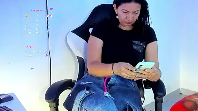 Angelblue  online show from 04-06-26, 03:35