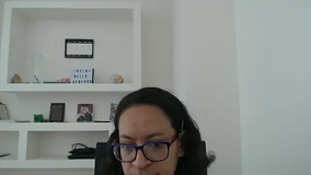 evelin king online show from 10-25-25, 03:18