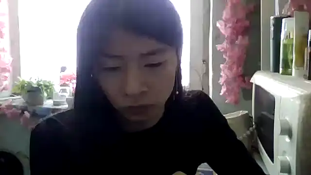 CarlyJoy online show from 10-31-25, 09:21