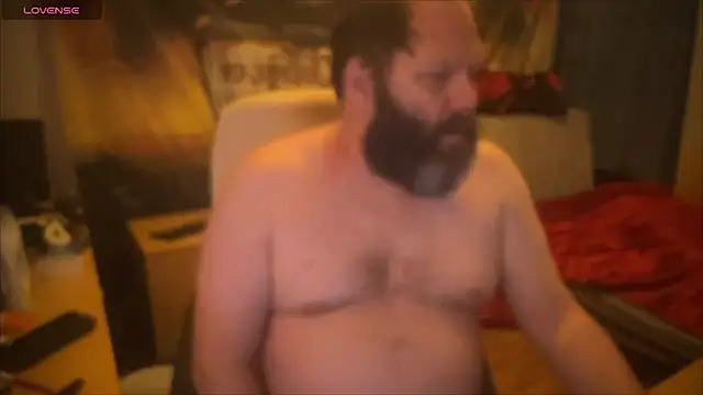 Snapshot of master_227 chatting on 12-17-24, 01:18 master 227 online show from 12-17-24, 01:18