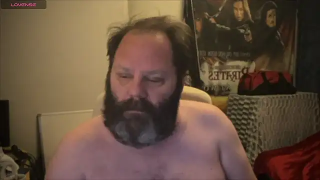 Snapshot of master_227 chatting on 12-25-24, 11:10 master 227 online show from 12-25-24, 11:10