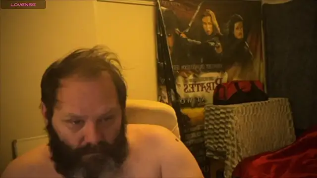 Snapshot of master_227 chatting on 12-27-24, 04:26 master 227 online show from 12-27-24, 04:26