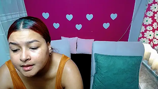 Snapshot of violeta_rous chatting on 05-20-26, 02:56 violeta rous online show from 05-20-26, 02:56