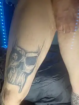 Snapshot of deepstroker42071 chatting on 02-05-25, 03:13 deepstroker42071 online show from 02-05-25, 03:13