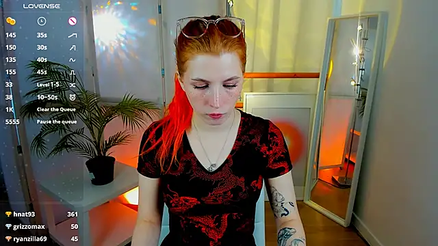 Mira  Blush online show from 02-28-25, 09:58