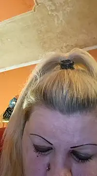 ducicsajsziii online show from 12-06-24, 04:06