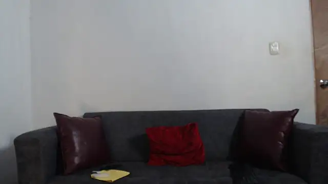 Snapshot of Danna_777 chatting on 02-03-25, 07:52 Danna 777 online show from 02-03-25, 07:52