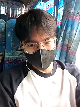 Gwencloudy online show from 02-01-26, 01:59