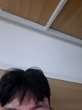 Snapshot of Gwencloudy chatting on 05-15-26, 03:52 Gwencloudy online show from 05-15-26, 03:52