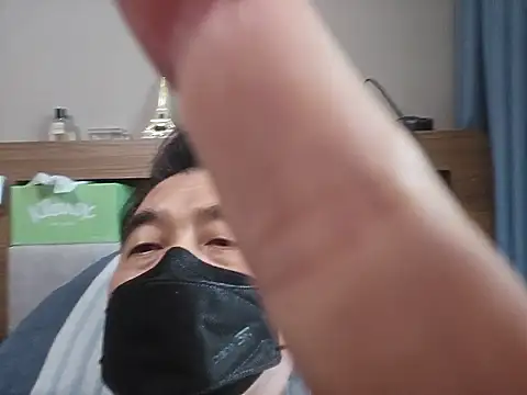 Snapshot of Jackvanlee chatting on 07-13-26, 06:16 Jackvanlee online show from 07-13-26, 06:16