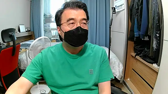 Snapshot of Jackvanlee chatting on 07-29-26, 03:15 Jackvanlee online show from 07-29-26, 03:15