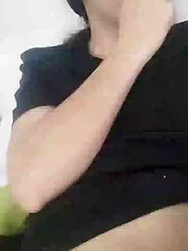 Snapshot of bruna_safadinhaa chatting on 01-11-25, 03:52 bruna safadinhaa online show from 01-11-25, 03:52