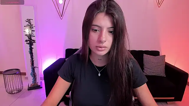 AlessiaCorleone  online show from 10-11-25, 07:56