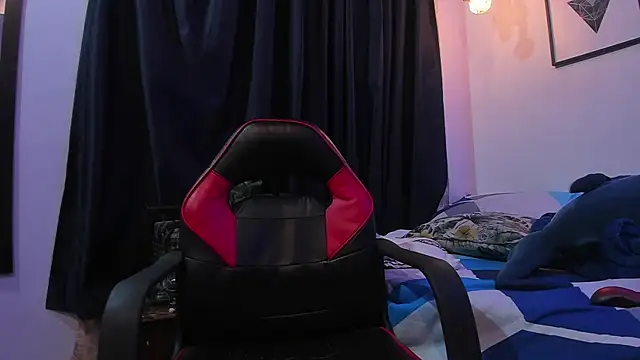 Juan Castano online show from 12-12-24, 04:59