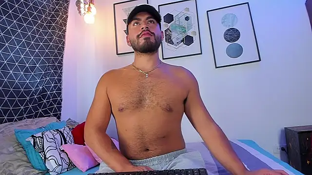 Juan Castano online show from 03-15-25, 06:21