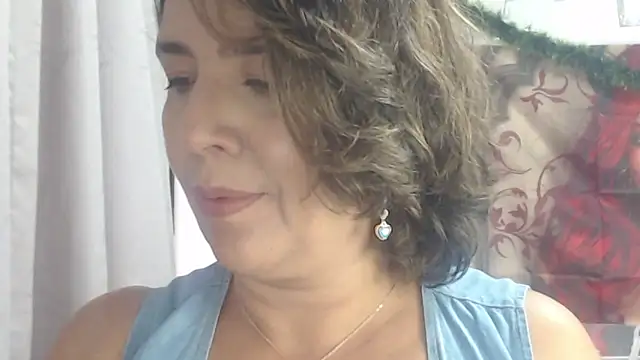 Snapshot of Victoria_meester chatting on 12-16-25, 02:55 Victoria meester online show from 12-16-25, 02:55