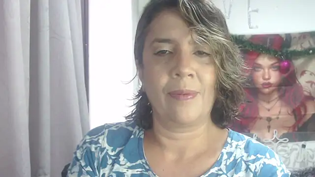 Snapshot of Victoria_meester chatting on 12-22-25, 02:36 Victoria meester online show from 12-22-25, 02:36