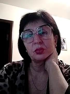 AlbinaXPretty online show from 12-22-24, 02:27