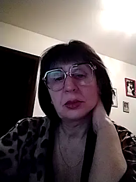 AlbinaXPretty online show from 01-15-25, 08:37