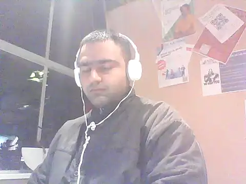 JohnBond009 online show from 01-08-25, 05:37