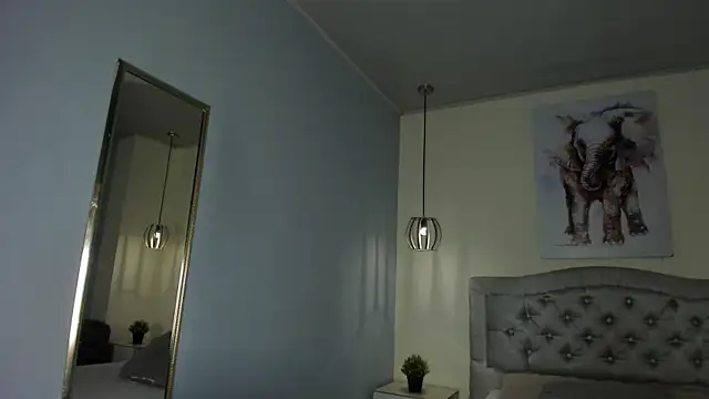 ayshel   online show from 02-12-26, 10:38