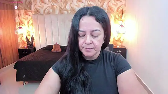 lucia vonne  online show from 02-05-26, 06:45