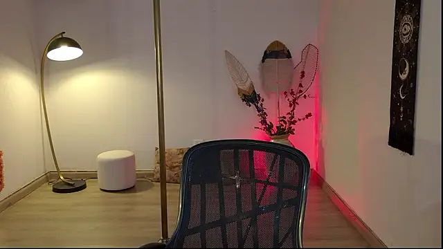 Kat Art online show from 03-10-26, 08:47