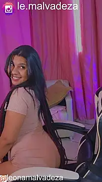 Snapshot of leonasafira chatting on 07-03-26, 11:27 leonasafira online show from 07-03-26, 11:27