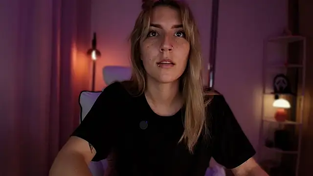 Dakotaa  online show from 03-07-26, 01:24