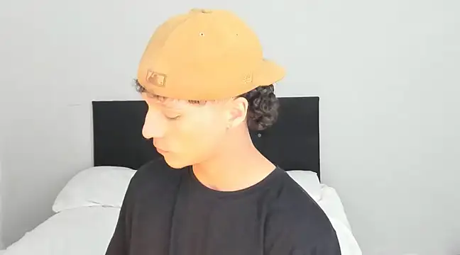 angelcortes online show from 03-08-25, 02:08