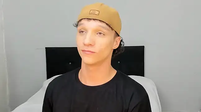 angelcortes online show from 03-21-25, 07:02