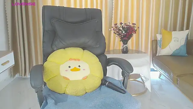 Navy kim online show from 01-20-25, 12:36