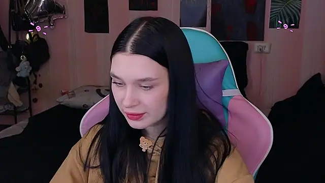 Amanda Tender online show from 02-05-25, 09:18