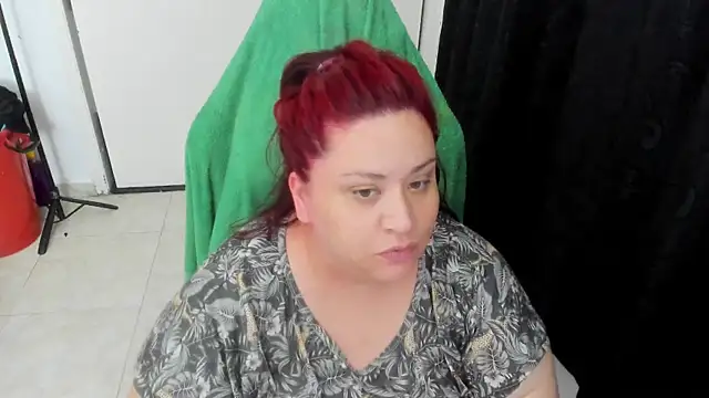 Snapshot of anacohen chatting on 09-17-25, 06:53 anacohen online show from 09-17-25, 06:53