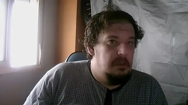 porkorossy online show from 12-19-25, 08:21