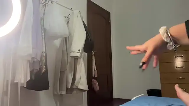 bybabyblue online show from 11-04-25, 09:36