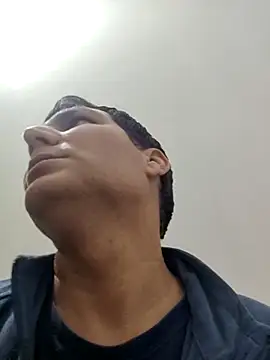 Snapshot of ZIMMY25 chatting on 02-26-25, 05:20 ZIMMY25 online show from 02-26-25, 05:20