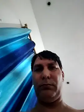 Snapshot of ZIMMY25 chatting on 10-13-25, 05:40 ZIMMY25 online show from 10-13-25, 05:40