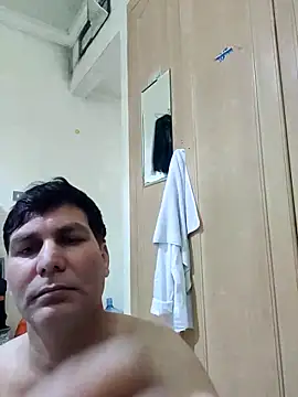 ZIMMY25 online show from 04-18-26, 06:50