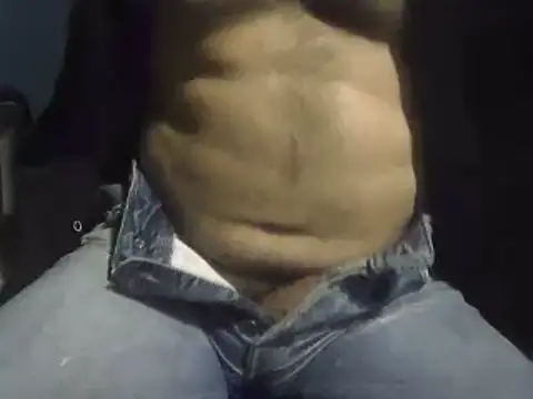 Snapshot of Pol8822 chatting on 02-02-25, 01:23 Pol8822 online show from 02-02-25, 01:23