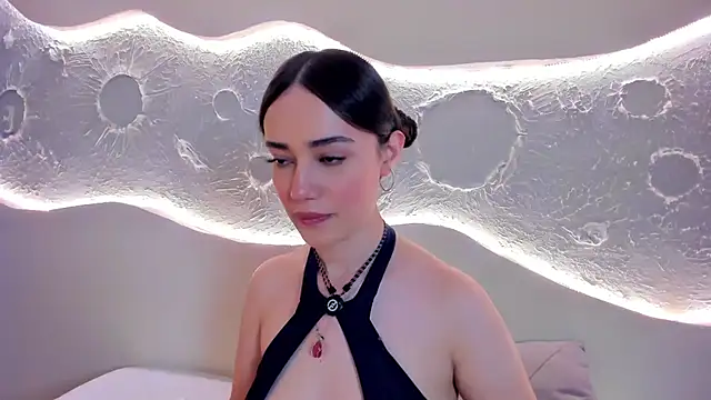 Kate Amaretto  online show from 12-13-25, 09:42