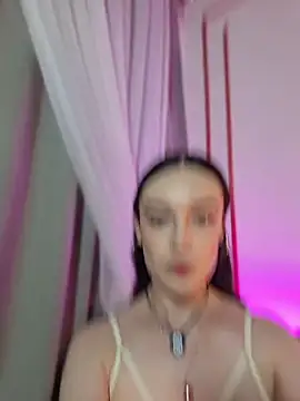 Snapshot of Kate_Amaretto_ chatting on 06-26-26, 01:21 Kate Amaretto online show from 06-26-26, 01:21