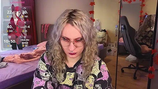 Lori Myaf online show from 09-18-25, 03:25