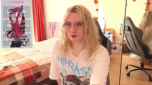 Lori Myaf online show from 10-02-25, 01:29