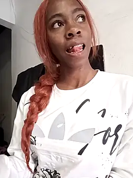 Shanelle   online show from 10-27-25, 03:16