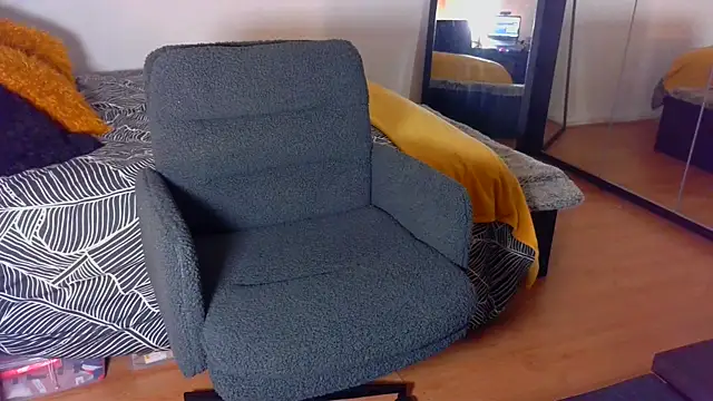 sarametisse26 online show from 01-14-26, 07:14