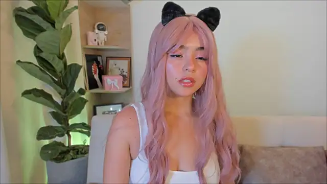 Olivia xd  online show from 06-17-26, 05:54
